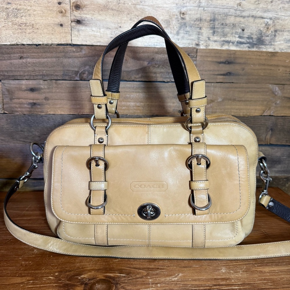 Coach Chelsea Tan‎ Leather Purse Handbag F14017